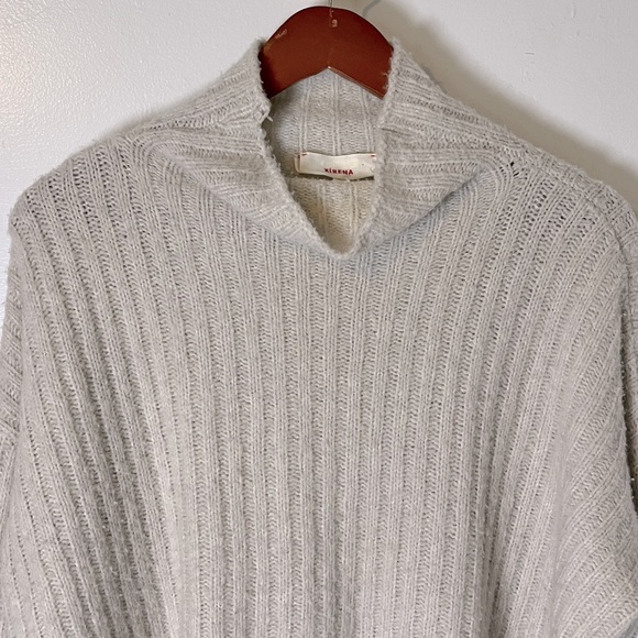 Xirena Wool Cashmere Blend Light Gray Ribbed Mock Neck Boxy Sweater Sz S - Picture 2 of 9